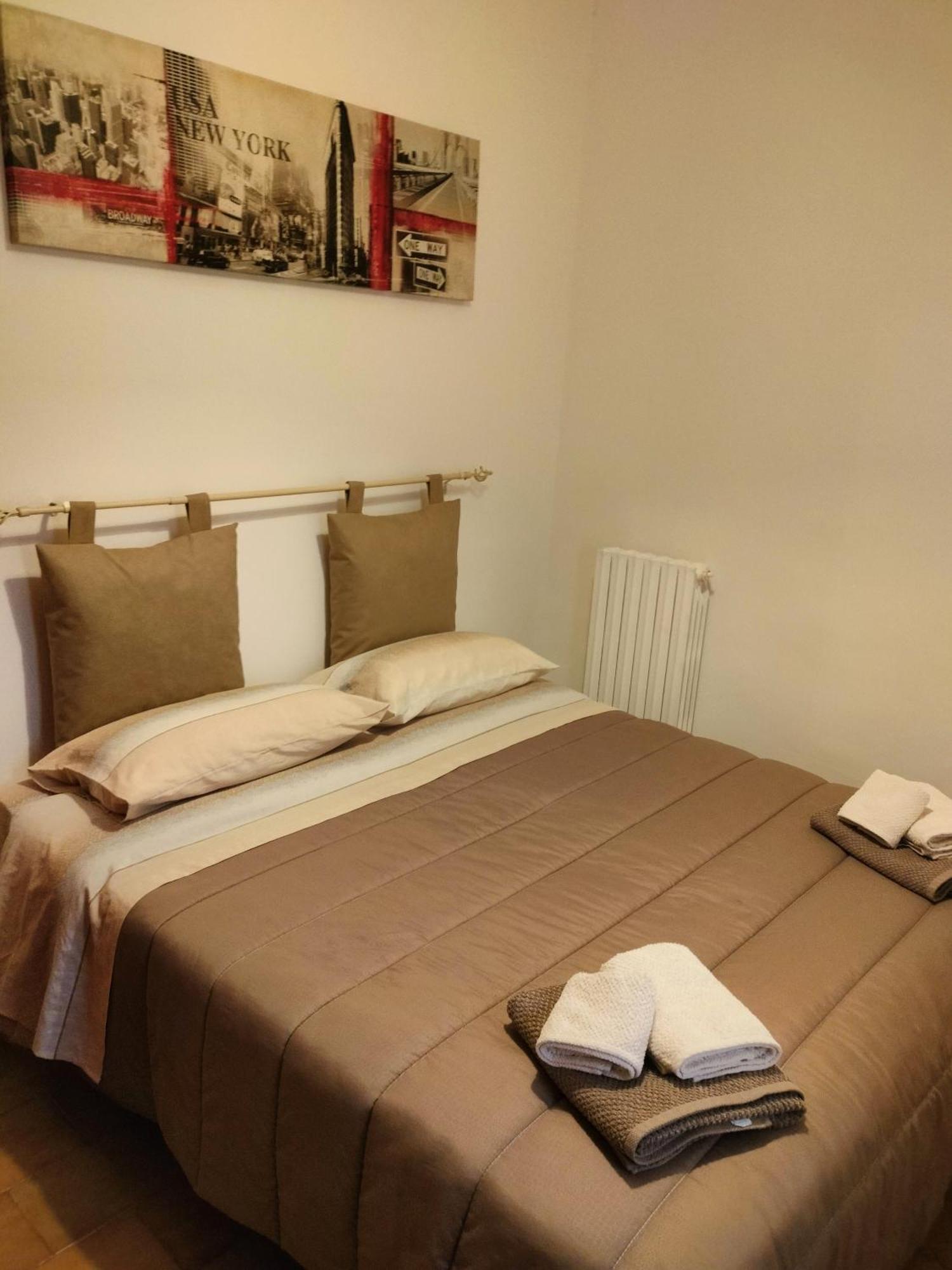 Michelle Apartment Bari Bagian luar foto