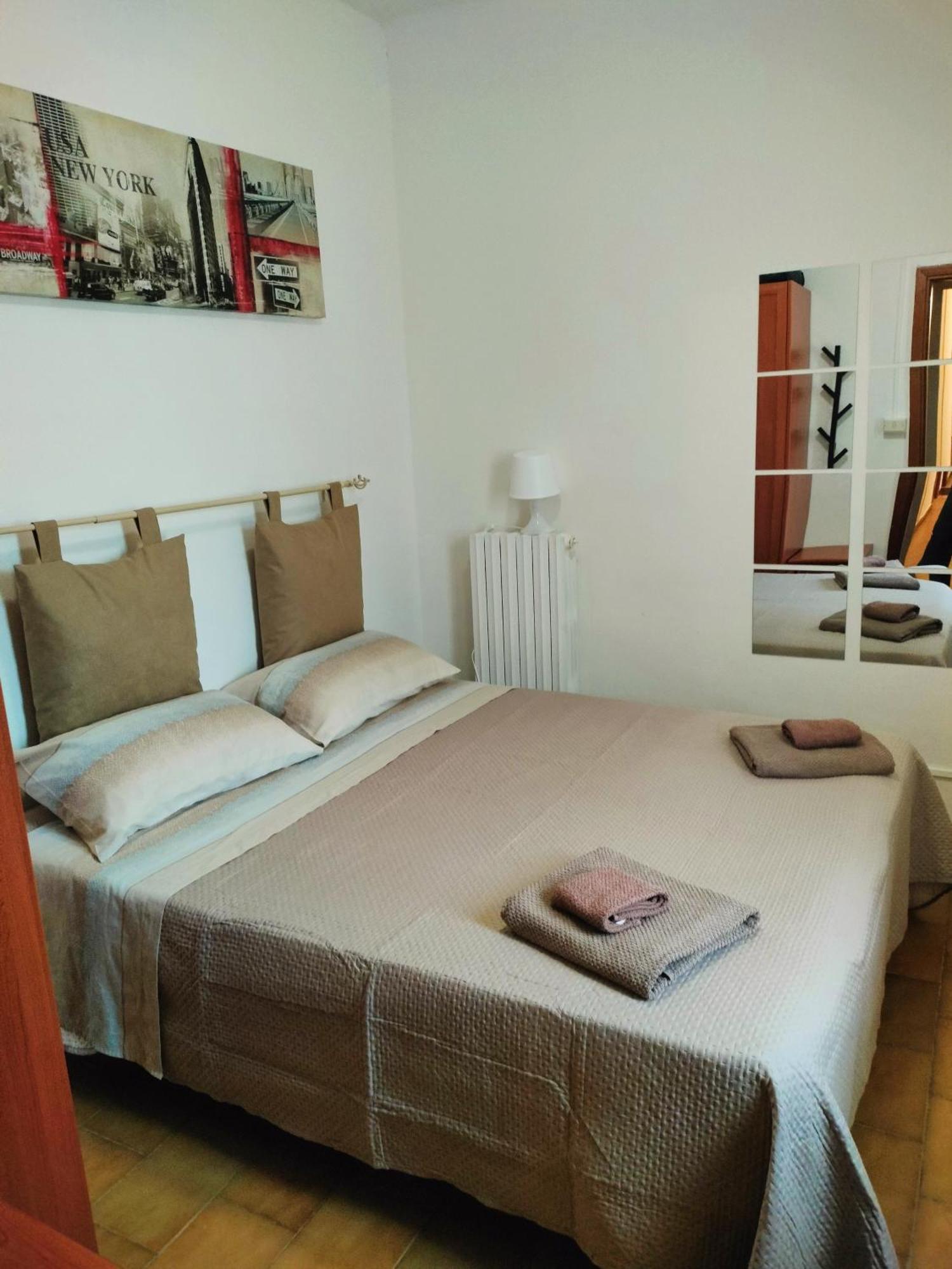Michelle Apartment Bari Bagian luar foto